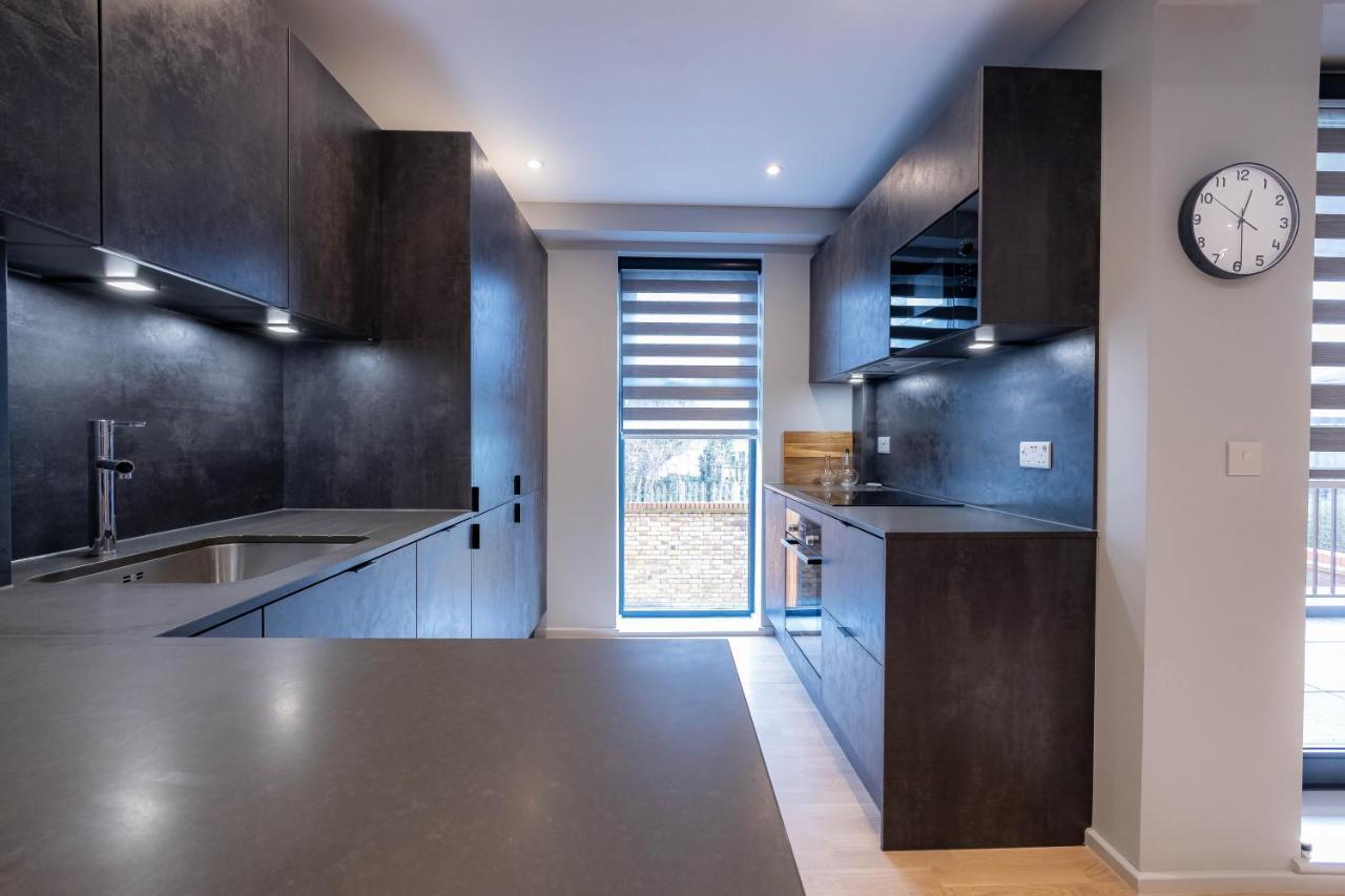 Case de vacanță Luxurious Hackney Near Train Station Londra
