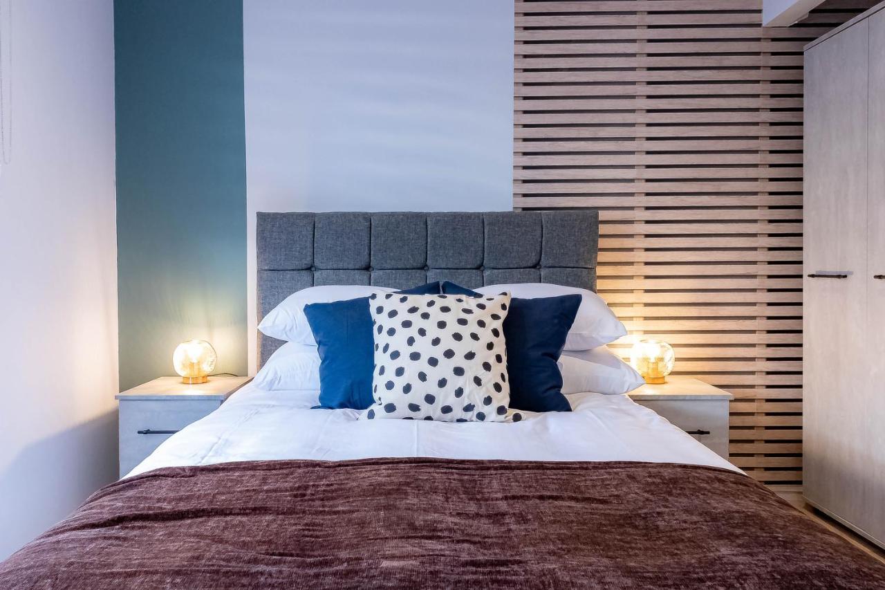 Case de vacanță Luxurious Hackney Near Train Station Londra