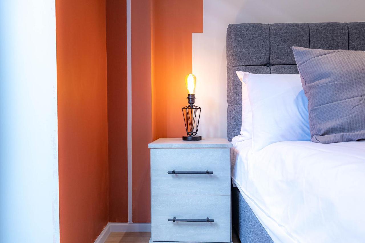 Luxurious Hackney Near Train Station * Londra